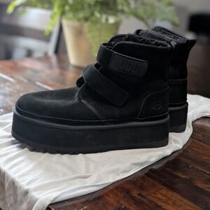 UGG Women's Neumel Chukka Platform Black Boots Size 11